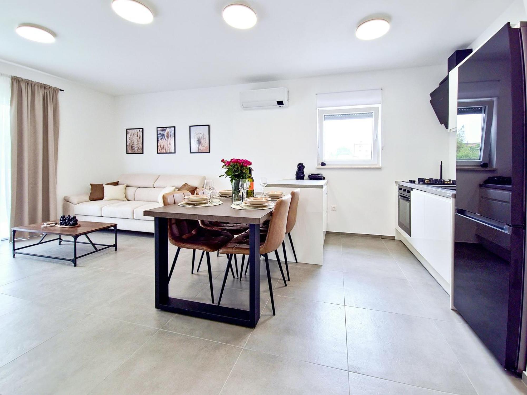 Apartments Laura & Nino 普拉 外观 照片